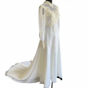 Vintage 80s Wedding Dress XS Cream Lace Beaded Long Sleeve Train Victorian Retro